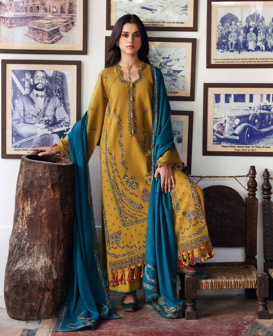 Republic Womenswear Amaris Unstitched Karandi 3Pc Suit D-12 Ilyria