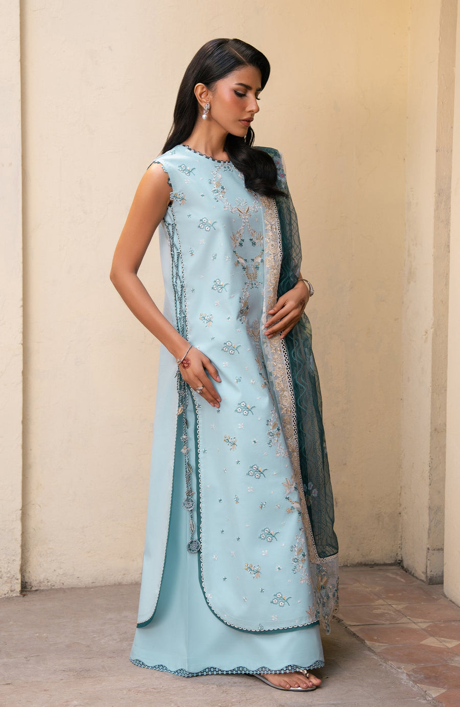 Seran Lamhay Embroidered Lawn Unstitched 3Pc Suit D-07 INAYA