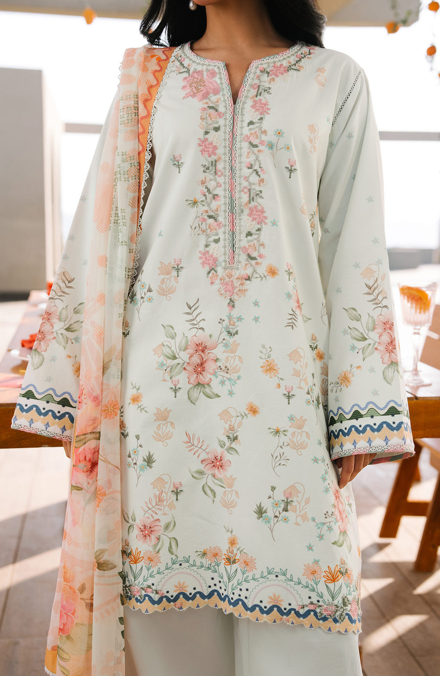 Seran Afsanah Embroidered Lawn Unstitched 3Pc Suit D-13 IRA