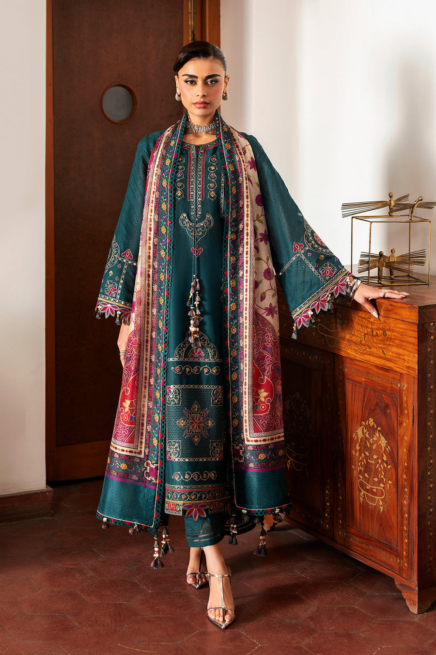 Shahkaar by Jazmin Embroidered Lawn Unstitched 3Pc Suit SL26-D10