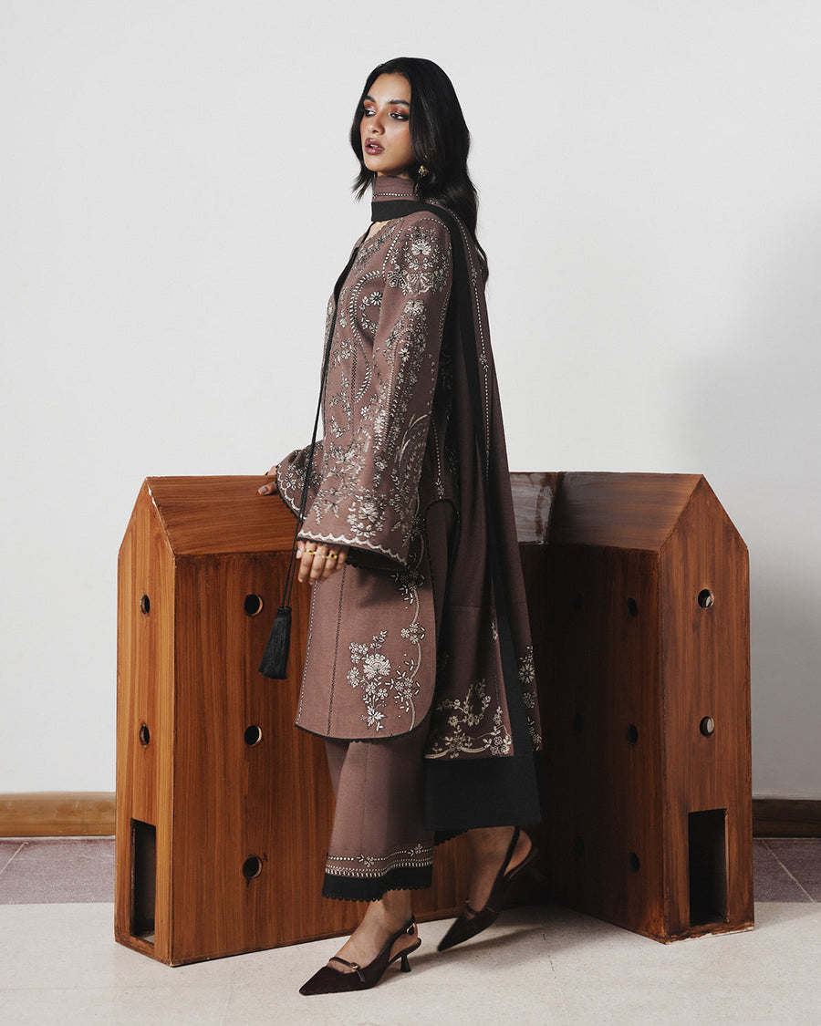 Jugnu Lahore Womenswear Embroidered Karandi Unstitched 3Pc Suit - JABAH