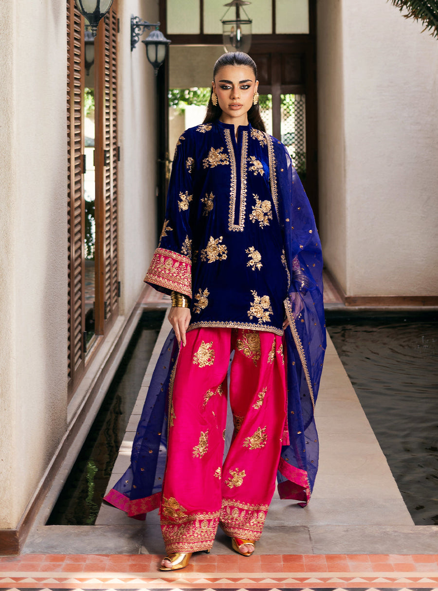 Zainab Chottani Embroidered Velvet Unstitched 3Pc Suit - Jia