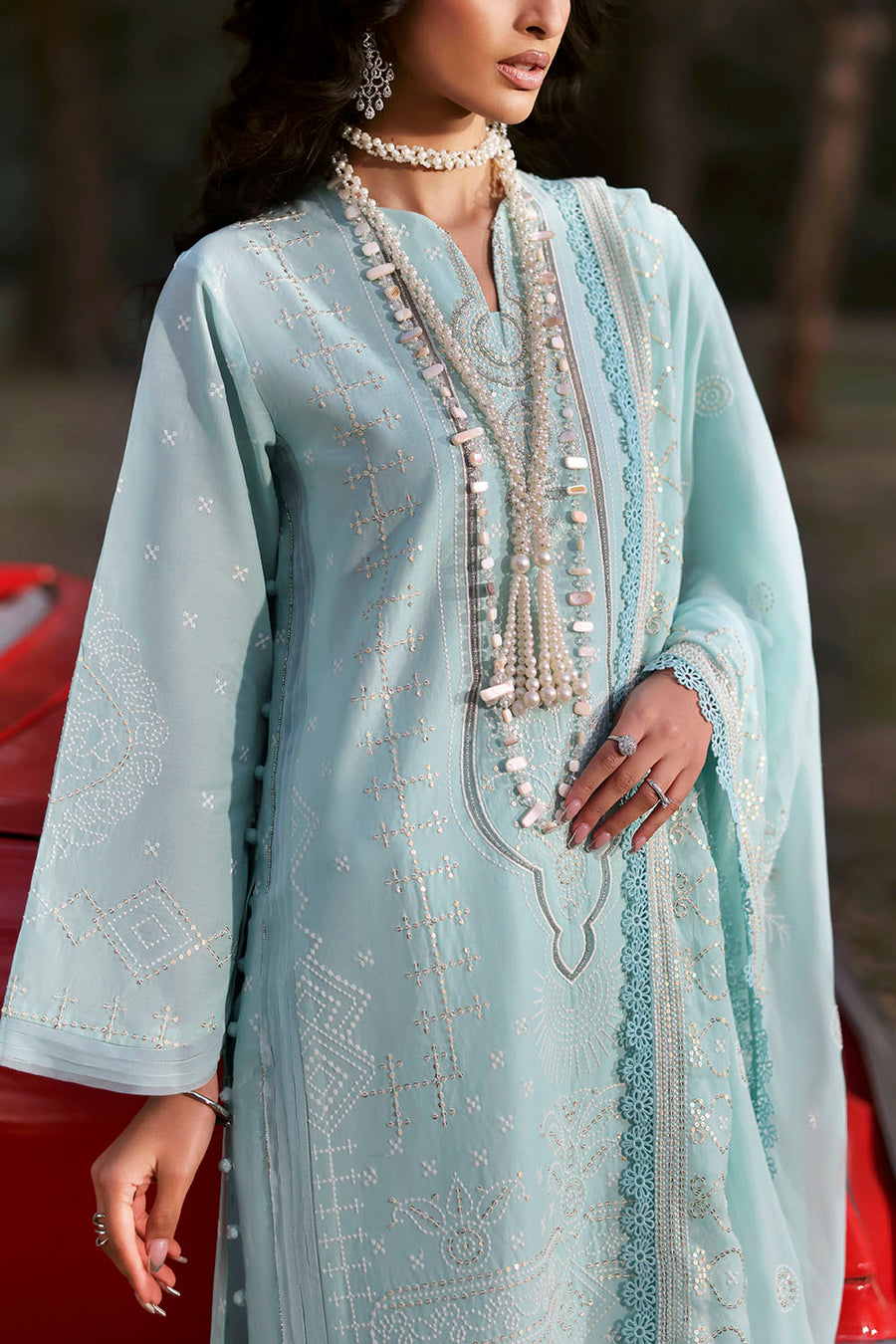 Gul Ahmed Luxury Lawn Unstitched Embroidered 3Pc Suit KD-62001