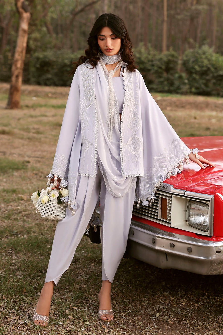 Gul Ahmed Luxury Lawn Unstitched Embroidered 3Pc Suit KD-62007