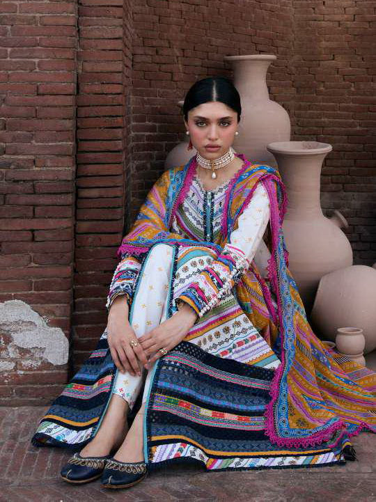 KAHF Aangan Embroidered Luxury Lawn Unstitched 3Pc Suit KPS-2A YASMEEN