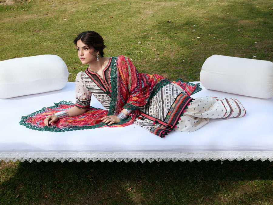 KAHF Aangan Embroidered Luxury Lawn Unstitched 3Pc Suit KPS-2B MEHRUBA