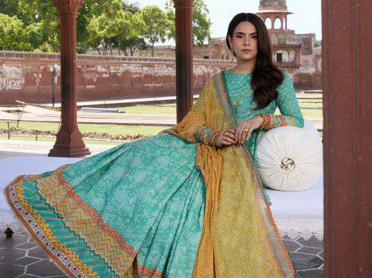 KAHF Aangan Embroidered Luxury Lawn Unstitched 3Pc Suit KPS-7A NAZISH