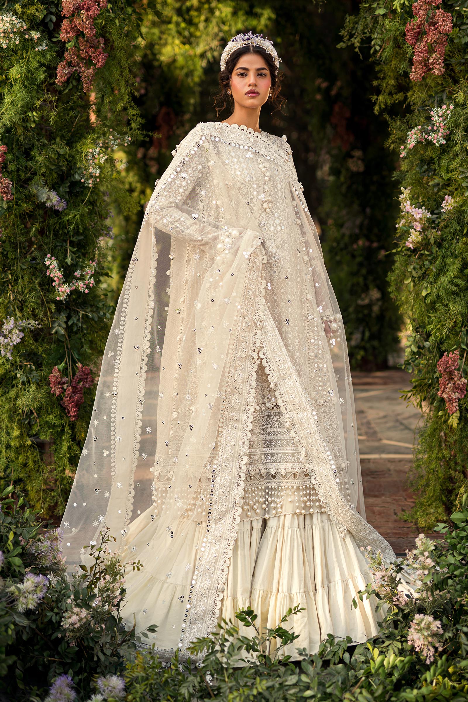 Pakistani Bridal Sana Safinaz Party Wear With Price Sana Safinaz Embroidered Luxury Lawn Unstitched 3Pc Suit Pakistani Bridal Sana Safinaz Party Wear With Price Sana Safinaz Embroidered Luxury Lawn Unstitched 3Pc Suit