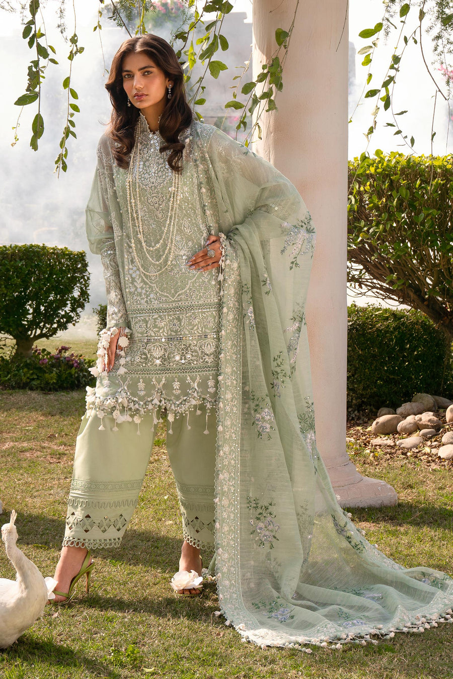 Sana Safinaz Embroidered Luxury Lawn Unstitched 3Pc Suit D-06B
