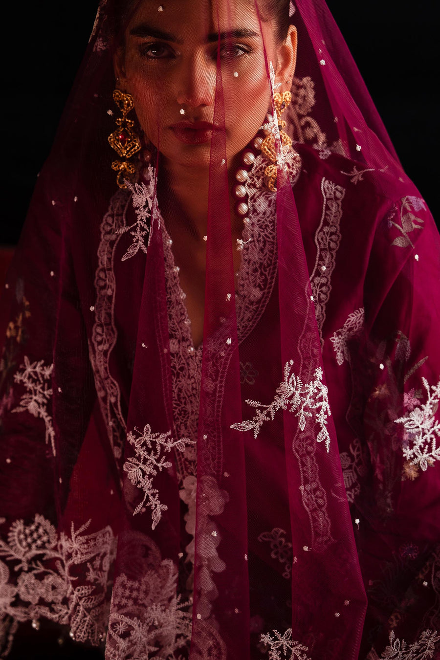 Sana Safinaz Embroidered Luxury Lawn Unstitched 3Pc Suit D-07B