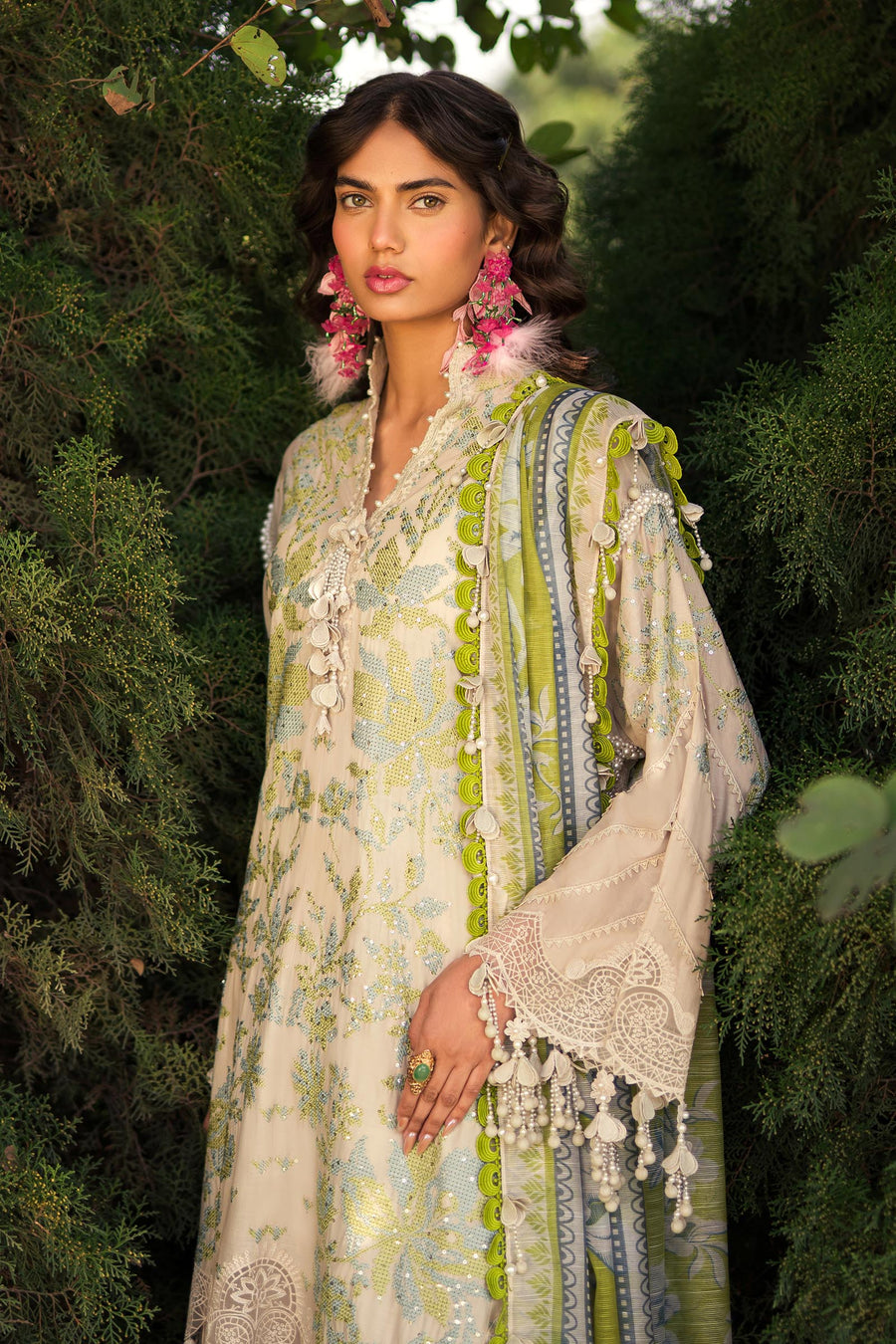 Sana Safinaz Embroidered Luxury Lawn Unstitched 3Pc Suit D-08A