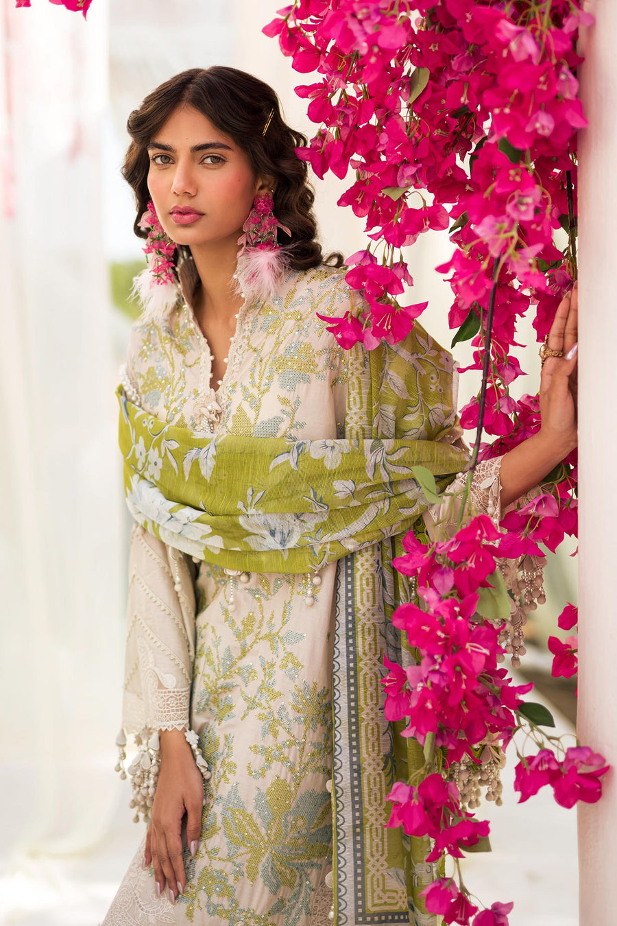 Sana Safinaz Embroidered Luxury Lawn Unstitched 3Pc Suit D-08A