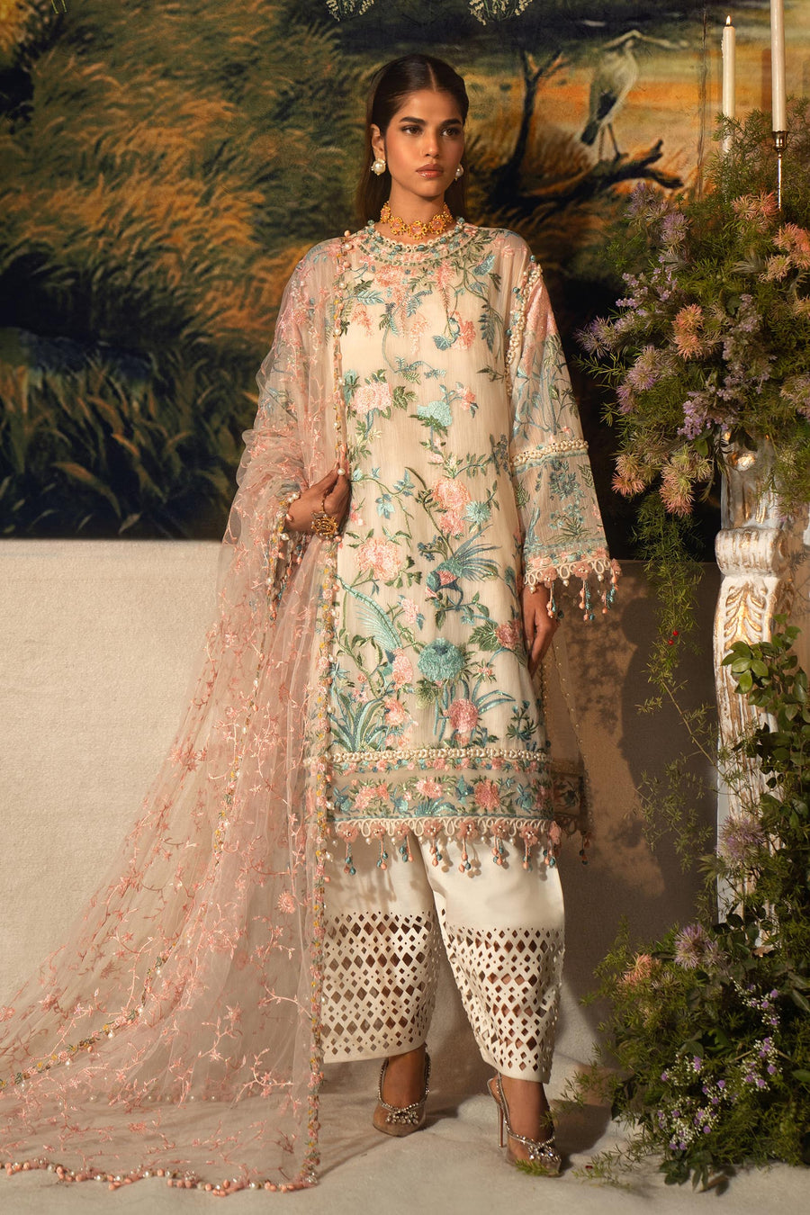 Sana Safinaz Embroidered Luxury Lawn Unstitched 3Pc Suit D-09B
