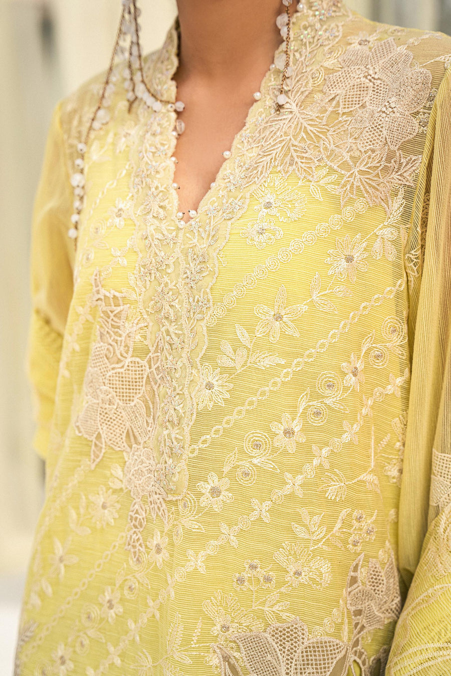 Sana Safinaz Embroidered Luxury Lawn Unstitched 3Pc Suit D-10A