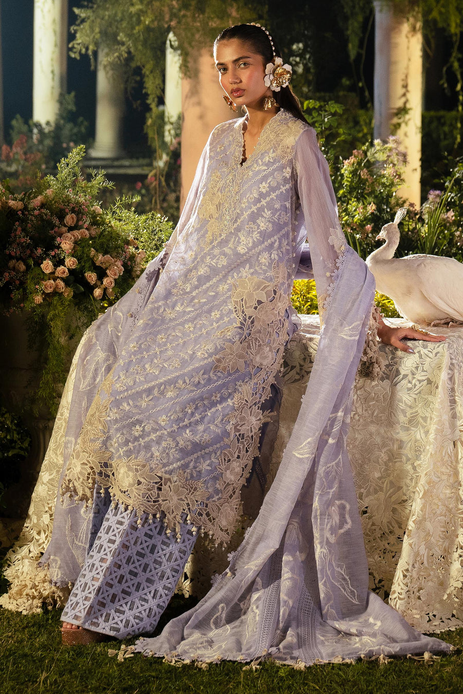Sana Safinaz Embroidered Luxury Lawn Unstitched 3Pc Suit D-10B
