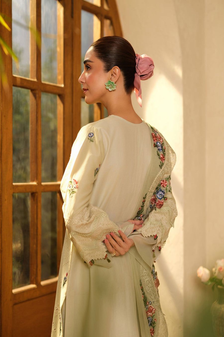 Maryam Hussain Embroidered Lawn Unstitched 3Pc Suit L25-03 Mint