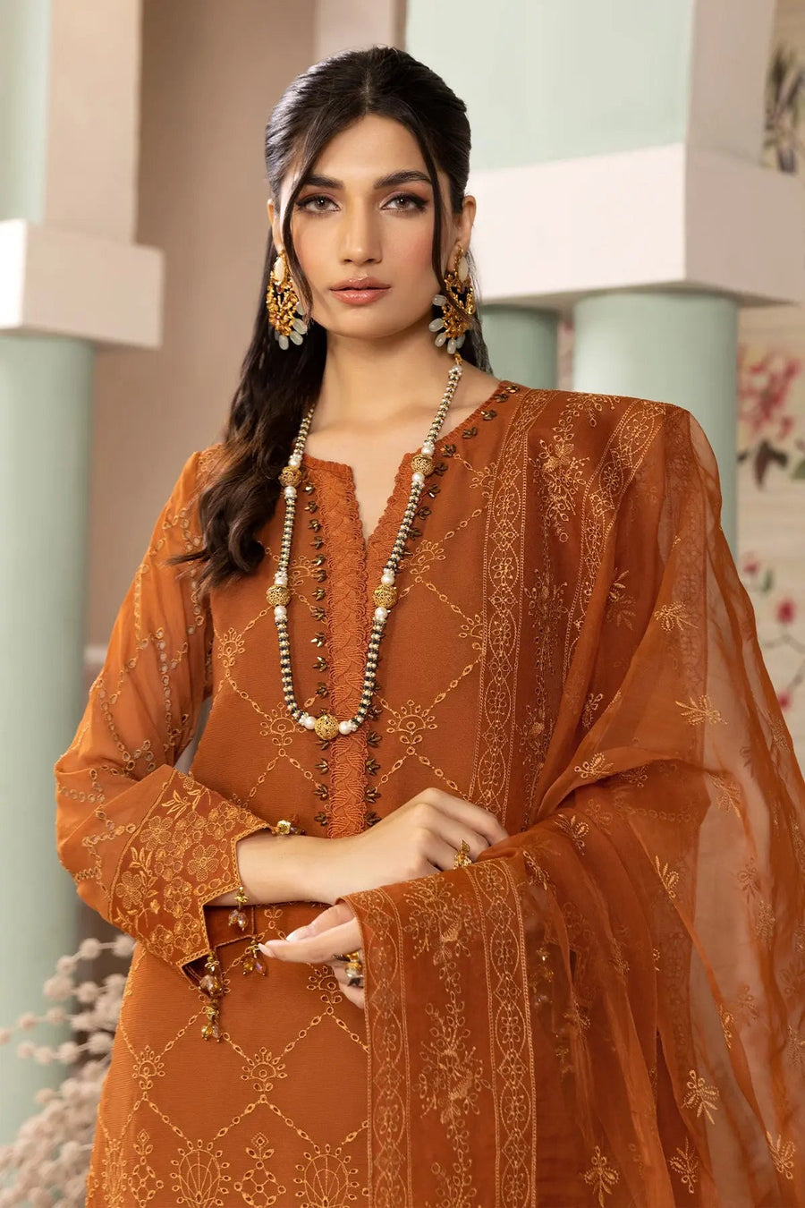 AF-DHG-5015-Larisa Dhaagay V02