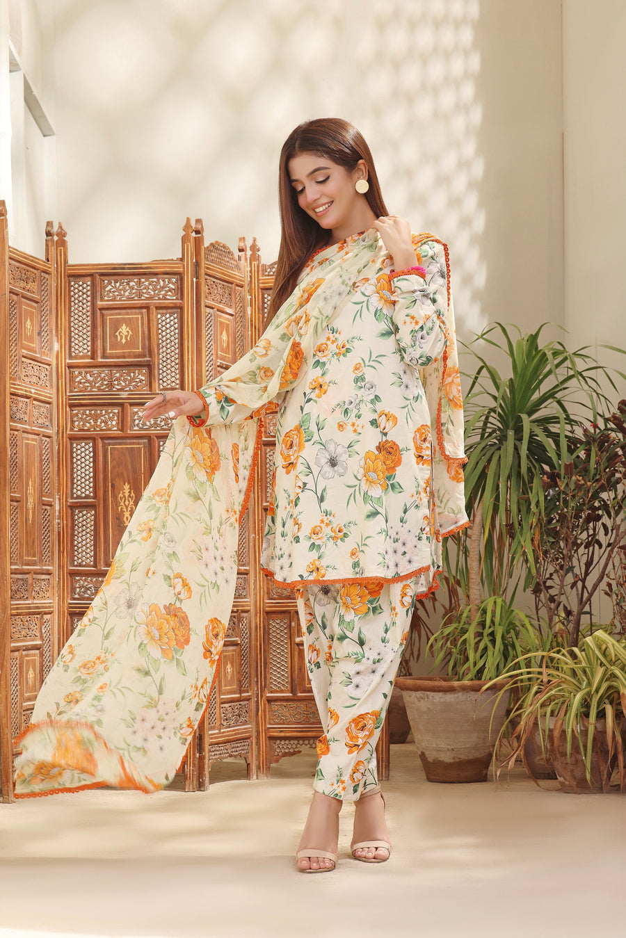 Feathers Premium Printed Lawn Unstitched 3Pc Suit LAYLA-FT109
