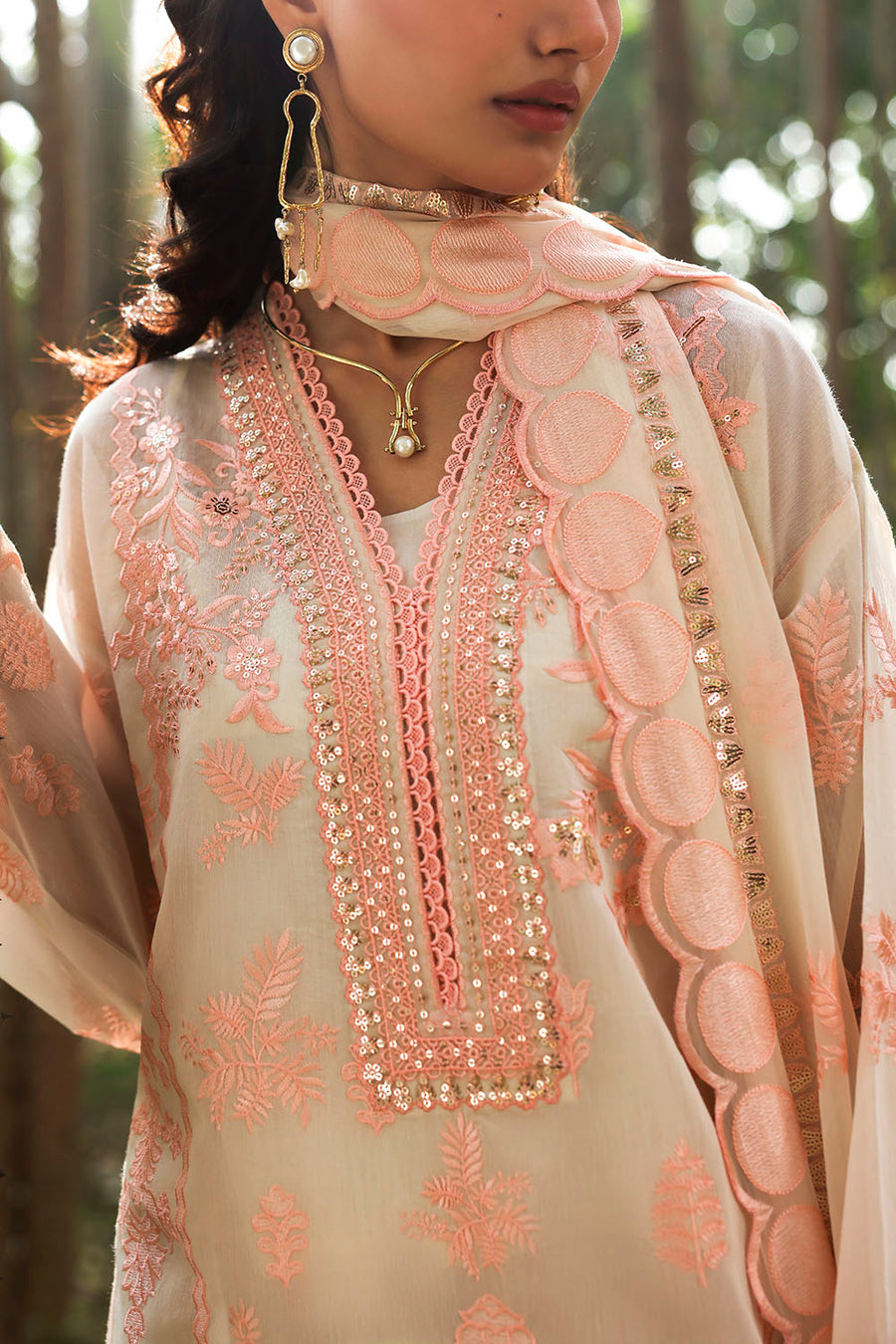 Gul Ahmed Luxury Paper Cotton Unstitched Embroidered 3Pc Suit LE-62002