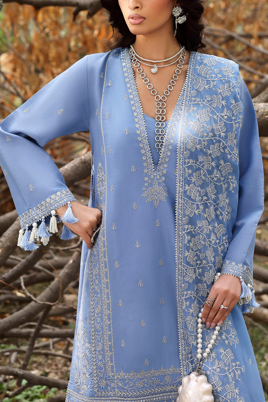 Gul Ahmed Luxury Raw Silk Unstitched Embroidered 3Pc Suit LE-62003