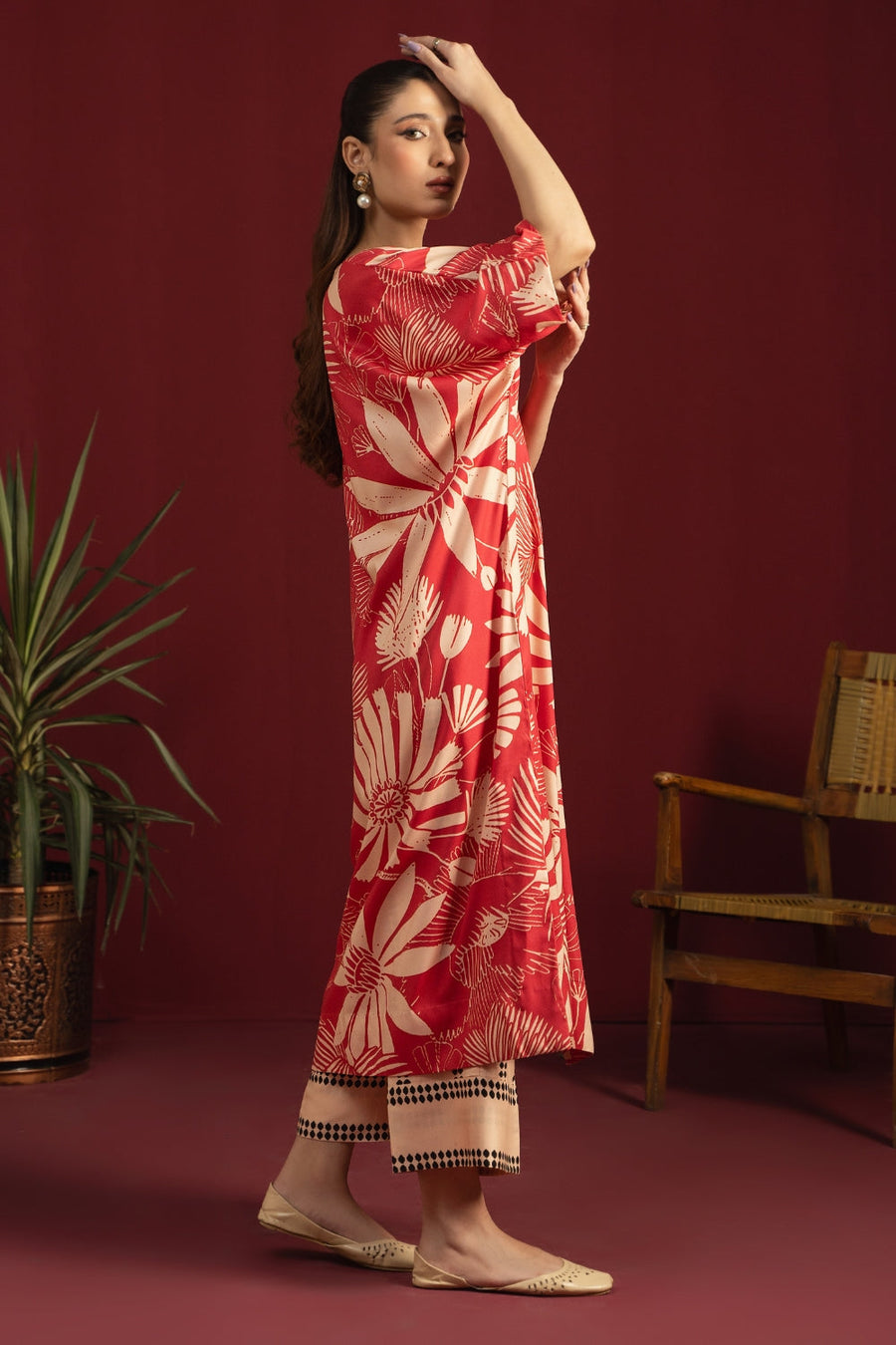 Ittehad Textiles Printed Crepe Linen Unstitched 2Pc Suit LF-CRL-2305