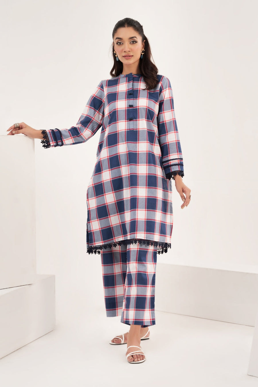 Ittehad Textiles Printed Cotton Unstitched 2Pc Suit LF-HC23-2309