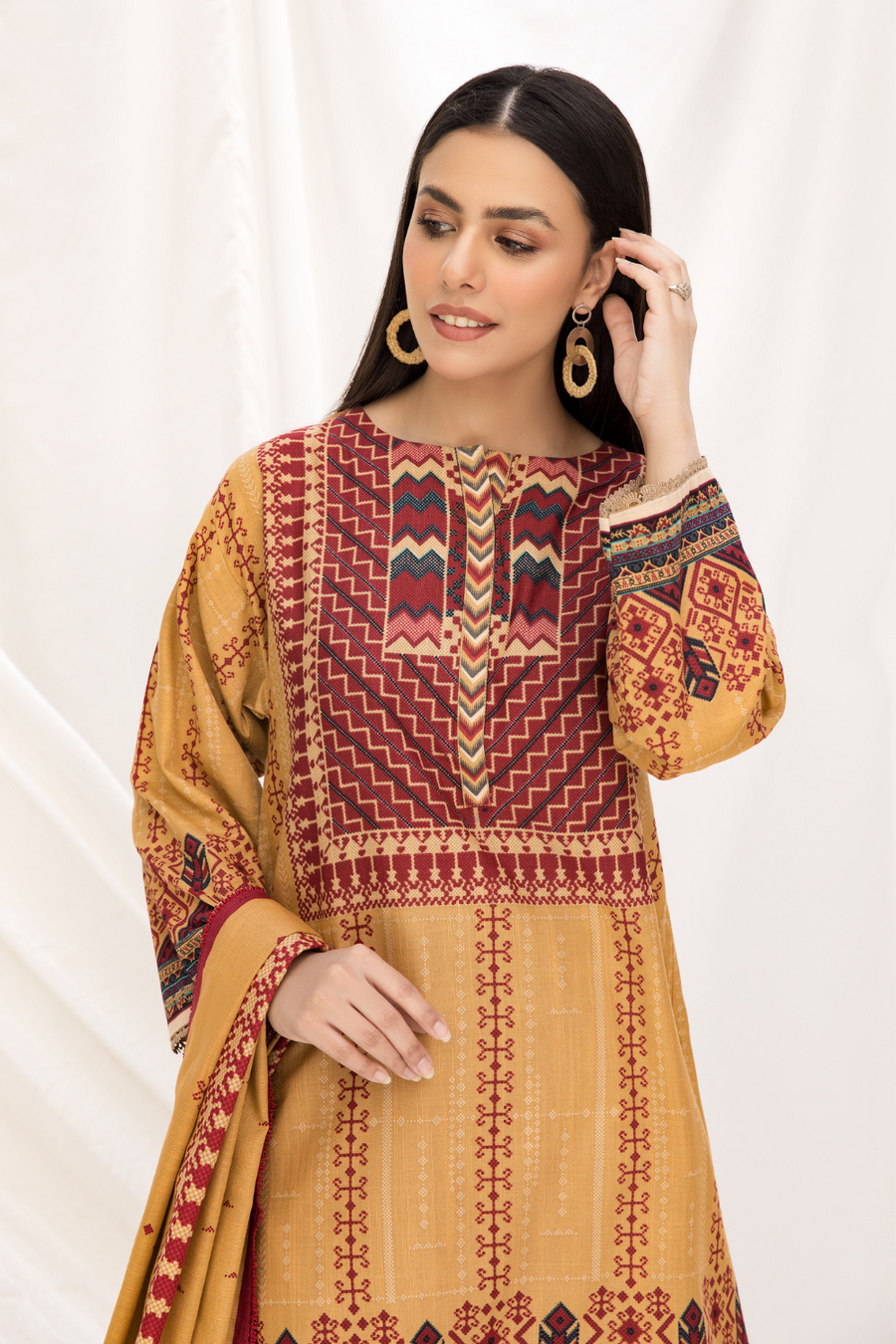 Ittehad Textiles Printed Khaddar Unstitched 2Pc Suit LF-HKHC-002B