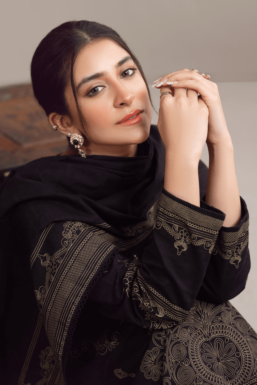 Ittehad Textiles Printed Khaddar Unstitched 3Pc Suit LF-KHC-002A