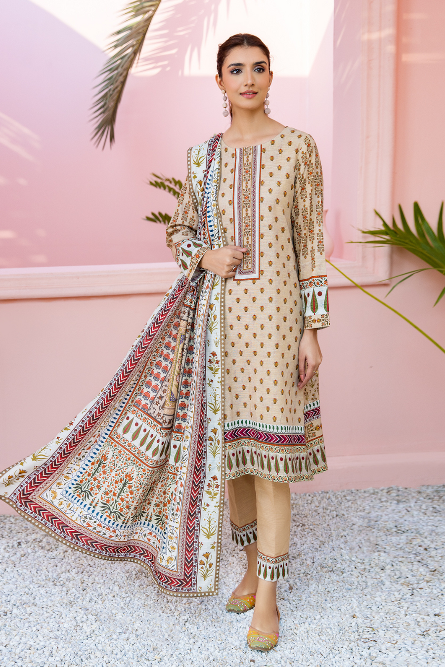Ittehad Textiles Printed Khaddar Unstitched 3Pc Suit LF-VSK-005
