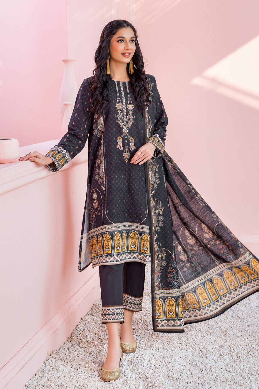 Ittehad Textiles Printed Khaddar Unstitched 3Pc Suit LF-VSK-010