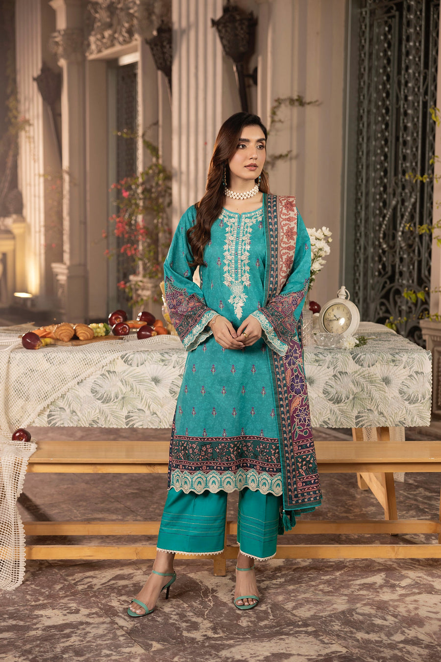 Lakhany Komal Embroidered Lawn Unstitched 3Pc Suit LG-AR-0131