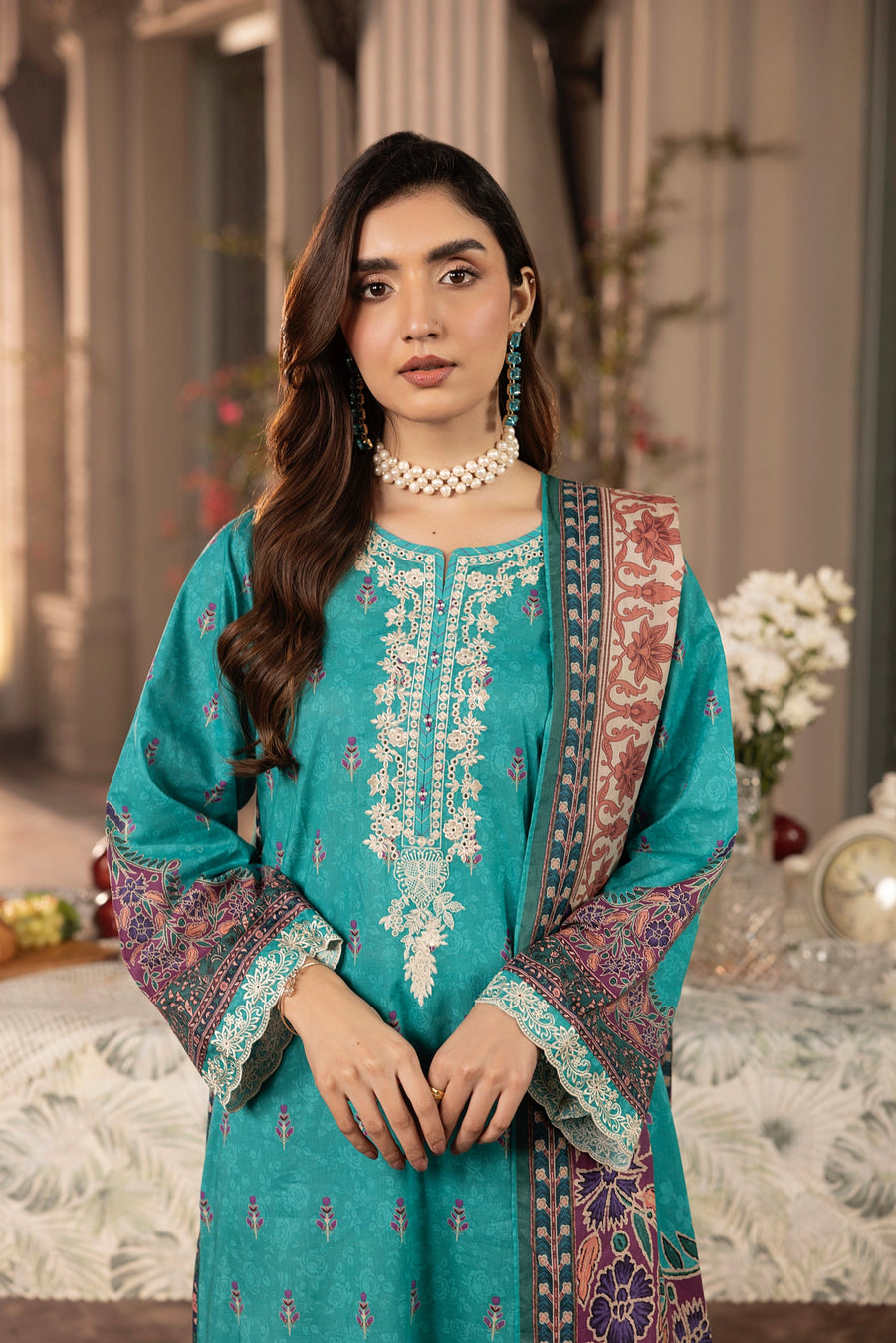 Lakhany Komal Embroidered Lawn Unstitched 3Pc Suit LG-AR-0131