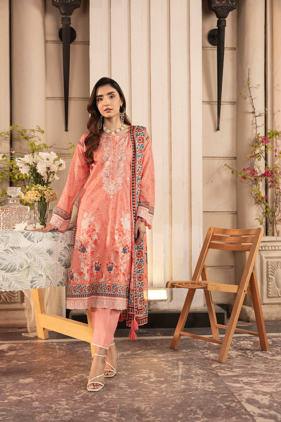 Lakhany Komal Embroidered Lawn Unstitched 3Pc Suit LG-AR-0132