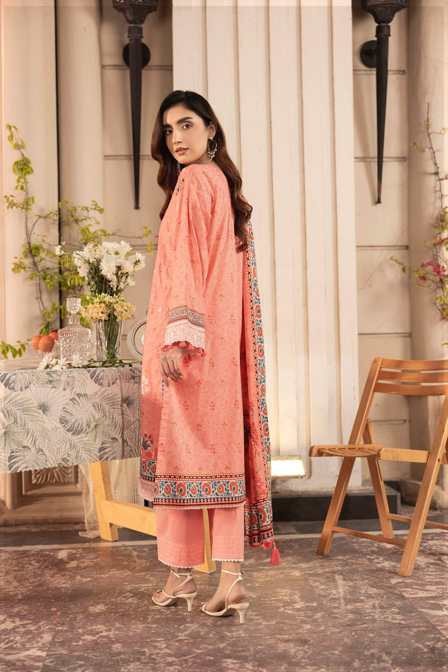 Lakhany Komal Embroidered Lawn Unstitched 3Pc Suit LG-AR-0132