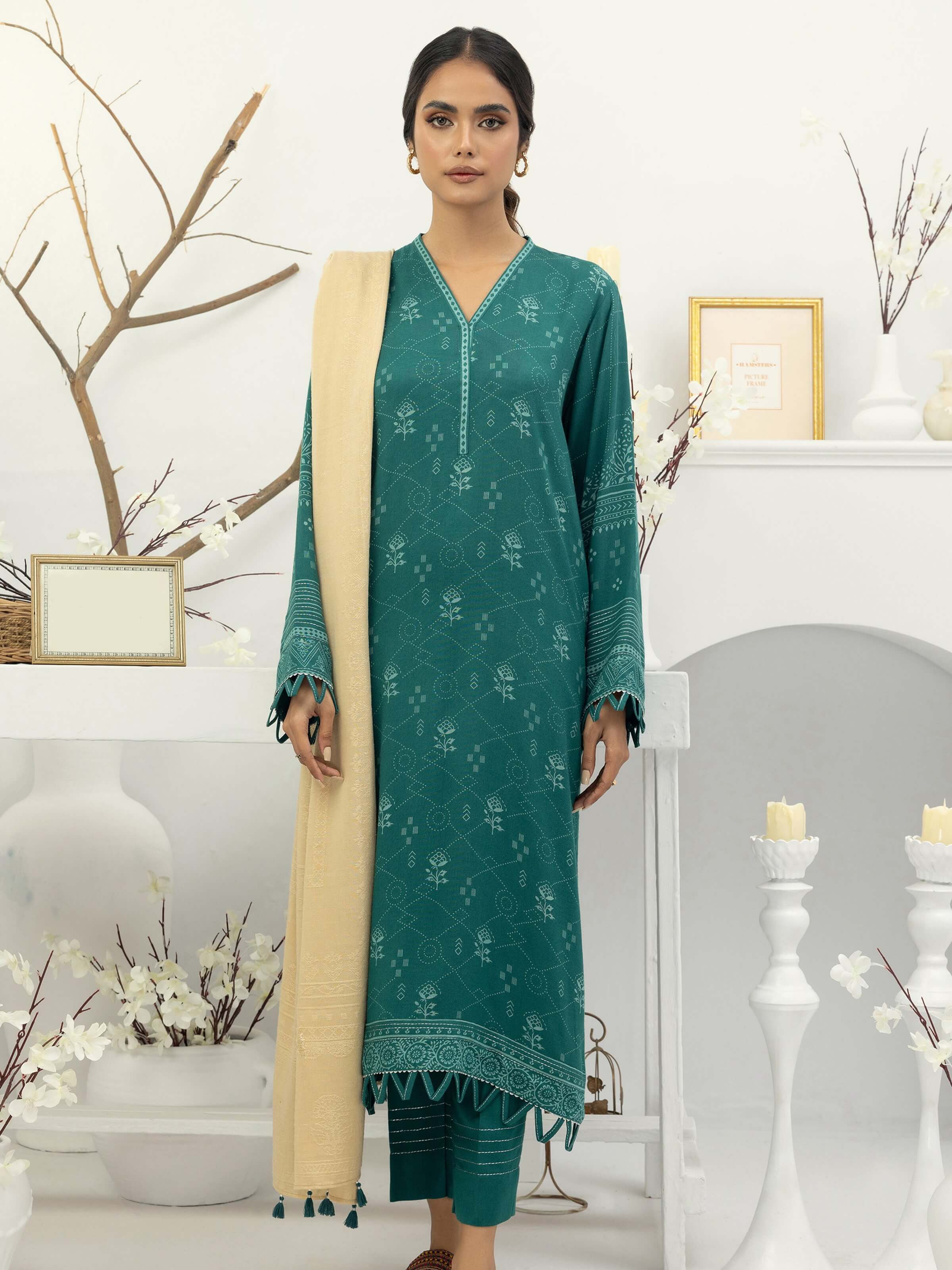 Lakhany by LSM Pashmina Printed Unstitched 3Pc Suit LG-EA-0476-A