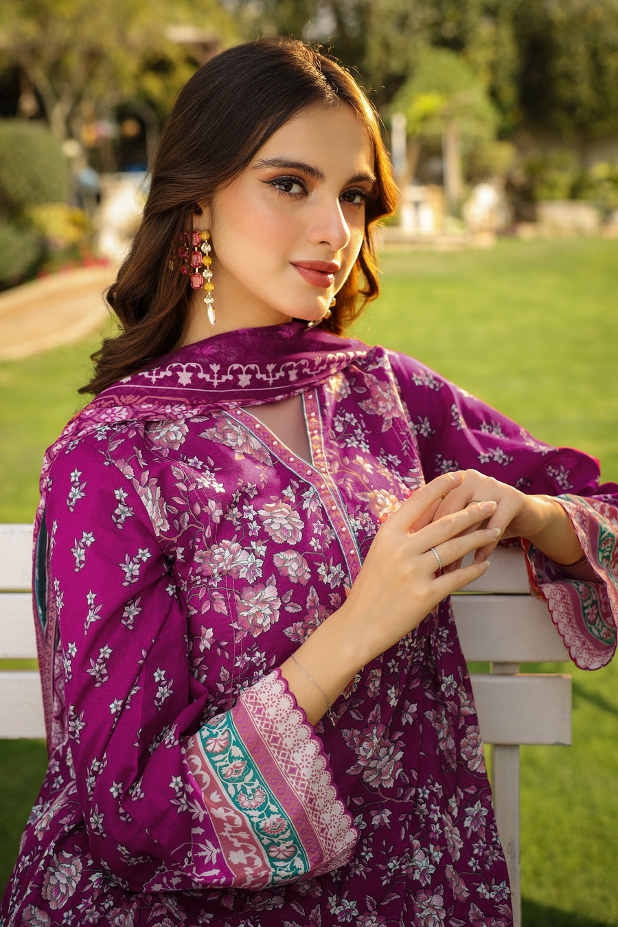 Komal Prints by Lakhany Unstitched Printed Lawn 3Pc Suit LG-IZ-0147-B
