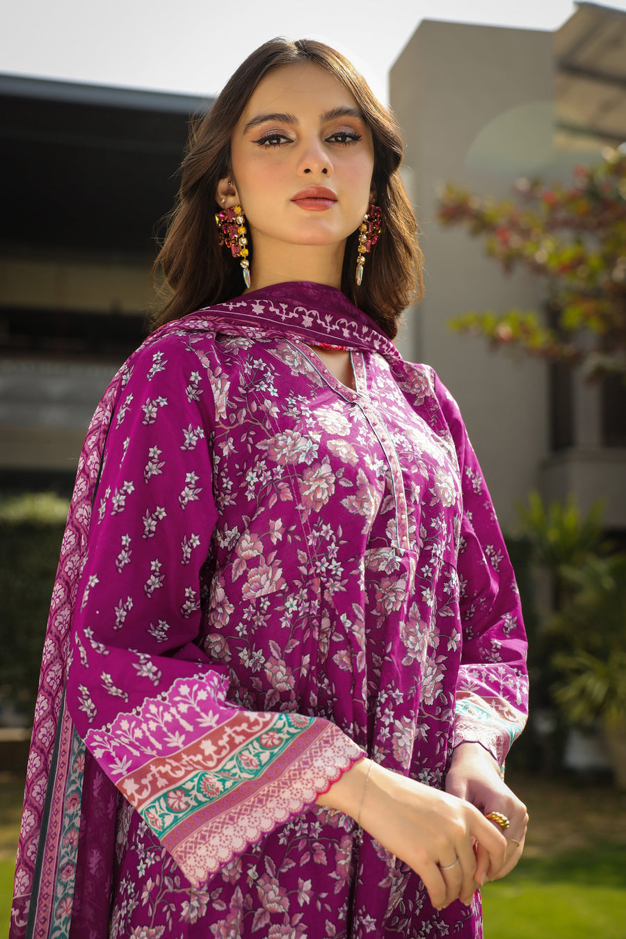 Komal Prints by Lakhany Unstitched Printed Lawn 3Pc Suit LG-IZ-0147-B
