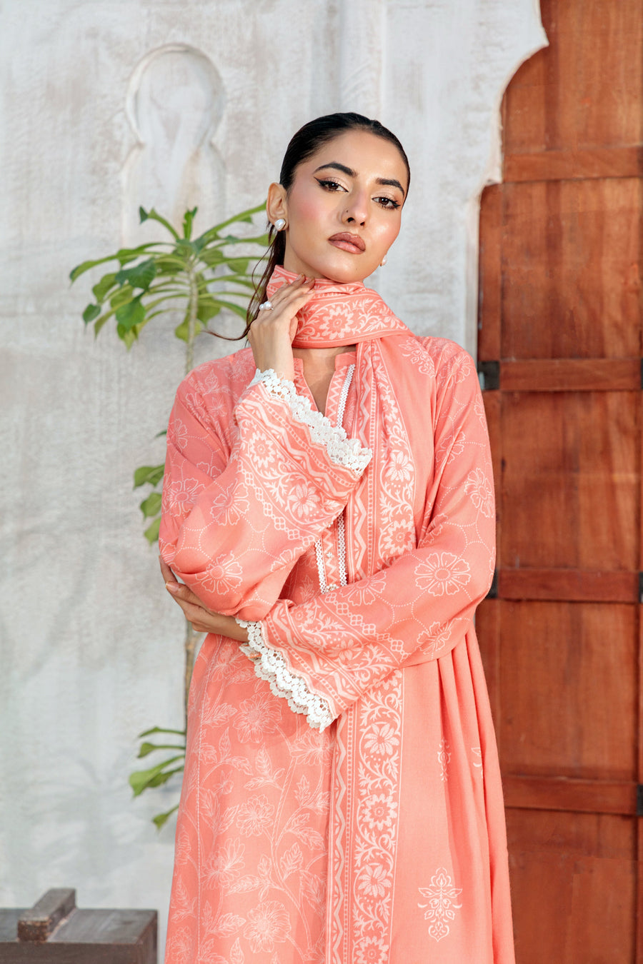 Lakhany Printed Pashmina Unstitched 3Pc Suit LG-IZ-0511-B