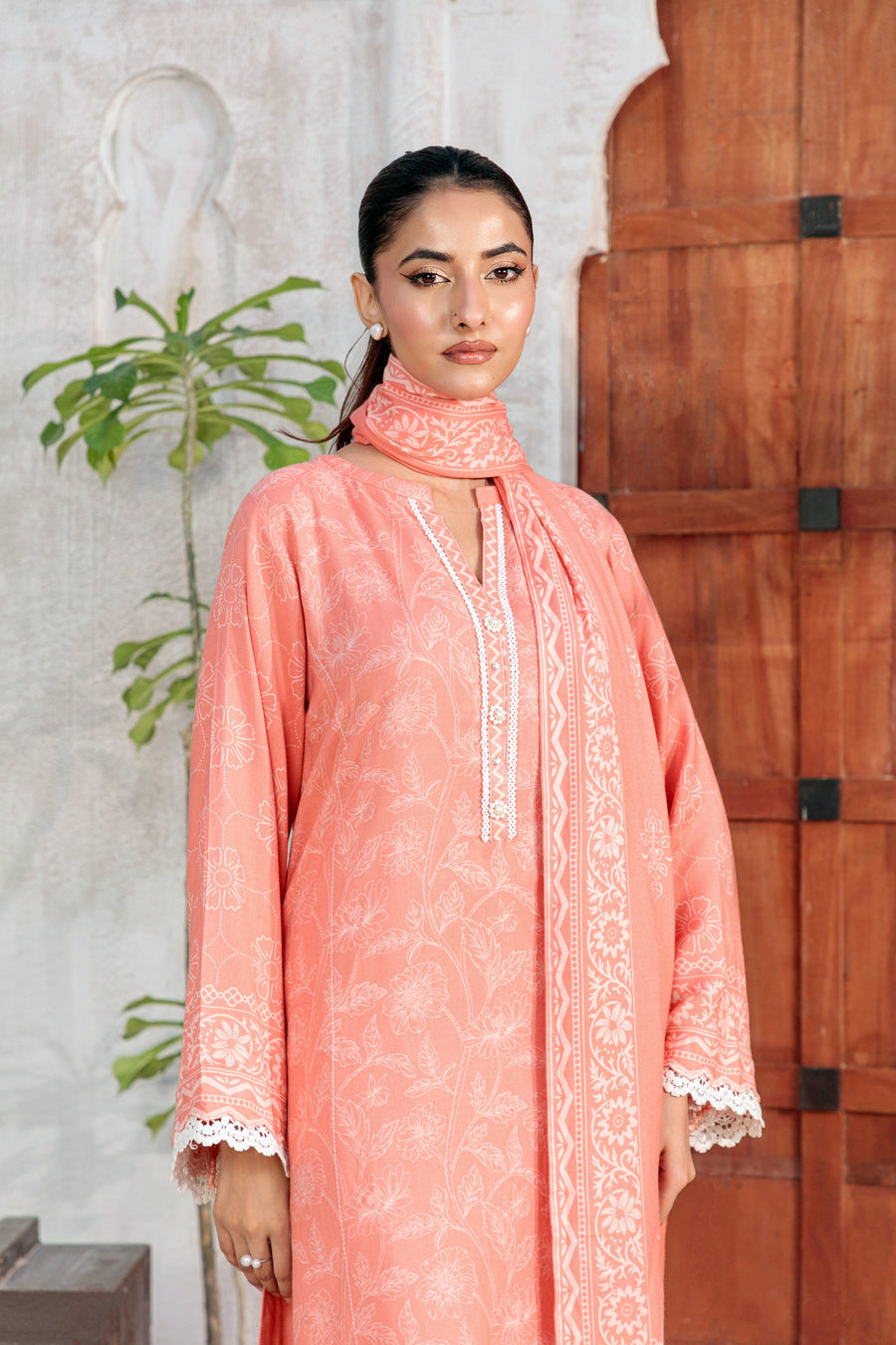 Lakhany Printed Pashmina Unstitched 3Pc Suit LG-IZ-0511-B