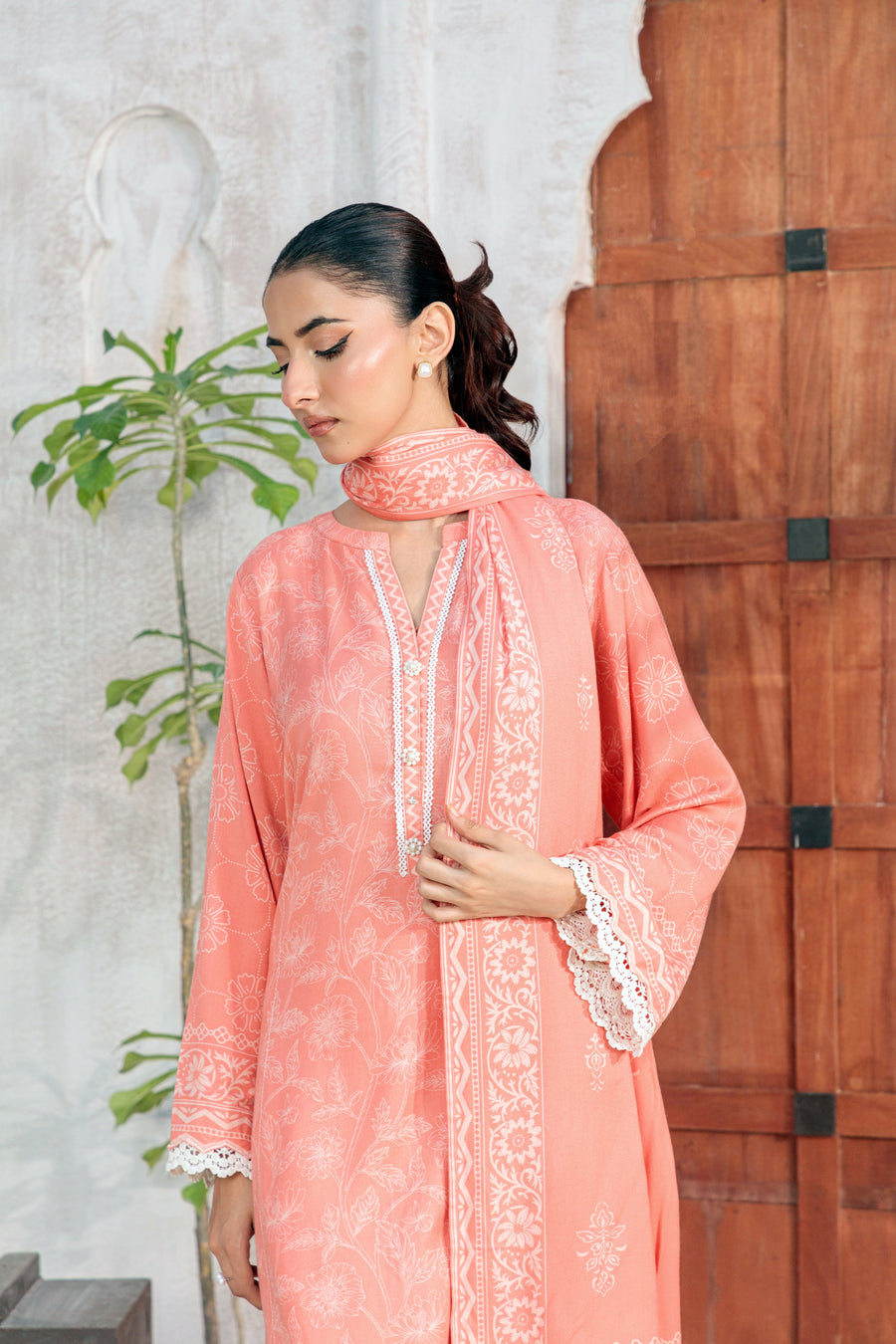 Lakhany Printed Pashmina Unstitched 3Pc Suit LG-IZ-0511-B