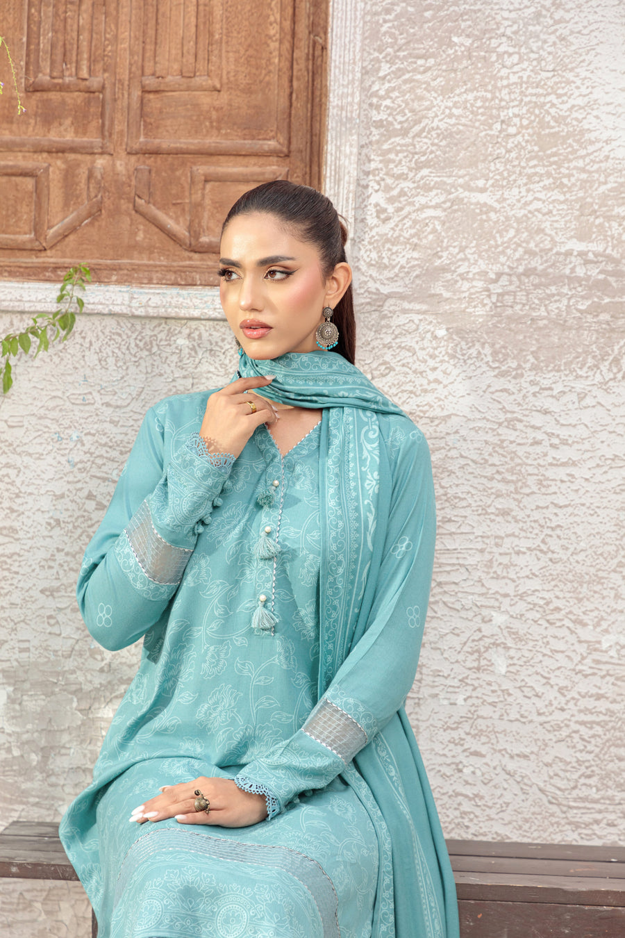 Lakhany Printed Pashmina Unstitched 3Pc Suit LG-RK-0091-B