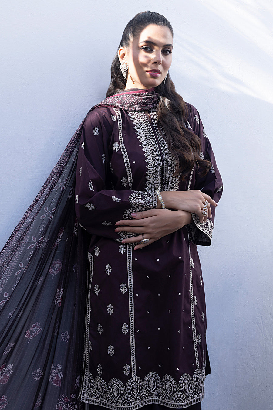 Lakhany Spring Embroidered Lawn Unstitched 3Pc Suit LG-RL-0013