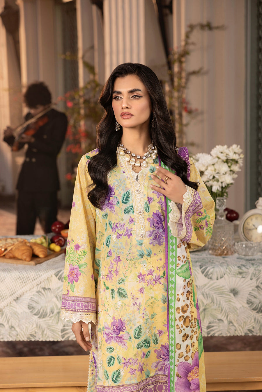 Lakhany Komal Embroidered Lawn Unstitched 3Pc Suit LG-RL-0185
