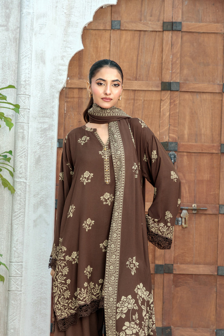 Lakhany Printed Pashmina Unstitched 3Pc Suit LG-RL-0335-C