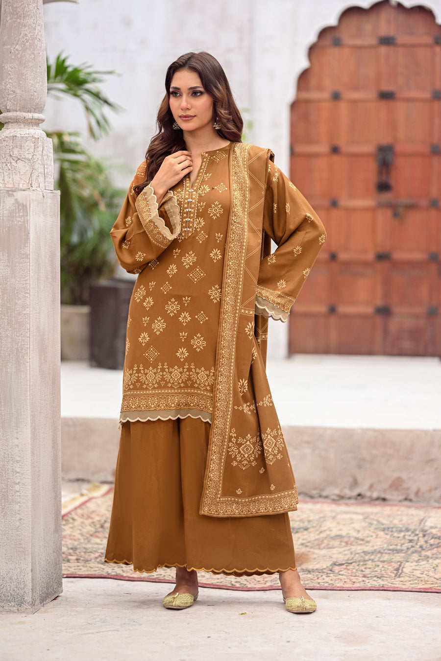 Lakhany Printed Pashmina Unstitched 3Pc Suit LG-RL-0346-B