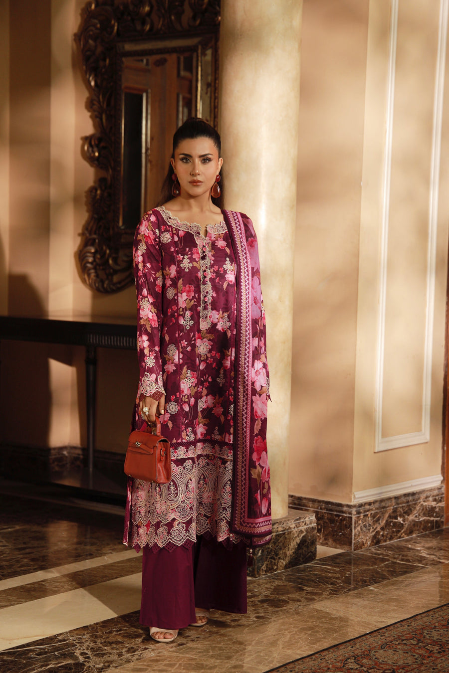 Lakhany Komal Embroidered Lawn Unstitched 3Pc Suit LG-RL-0360