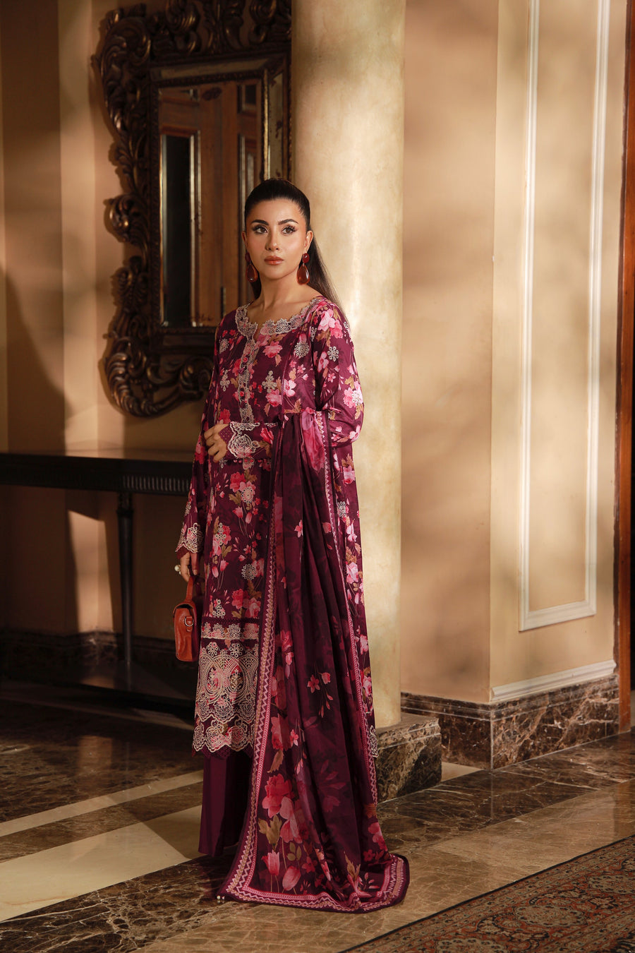 Lakhany Komal Embroidered Lawn Unstitched 3Pc Suit LG-RL-0360