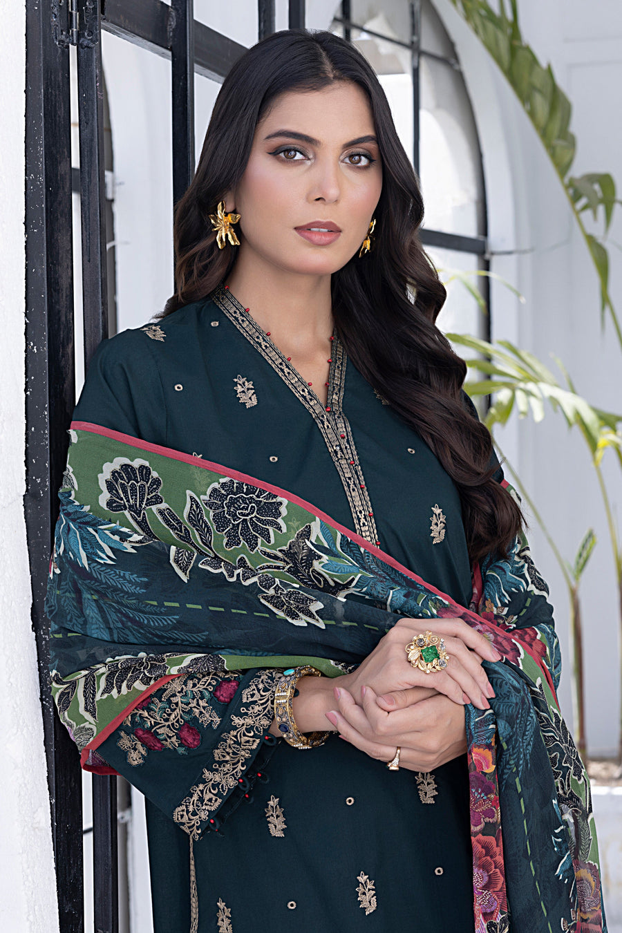 Lakhany Spring Embroidered Lawn Unstitched 3Pc Suit LG-RM-0067