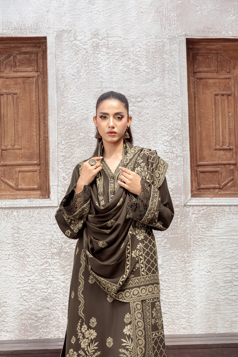 Lakhany Printed Pashmina Unstitched 3Pc Suit LG-SG-0039-B