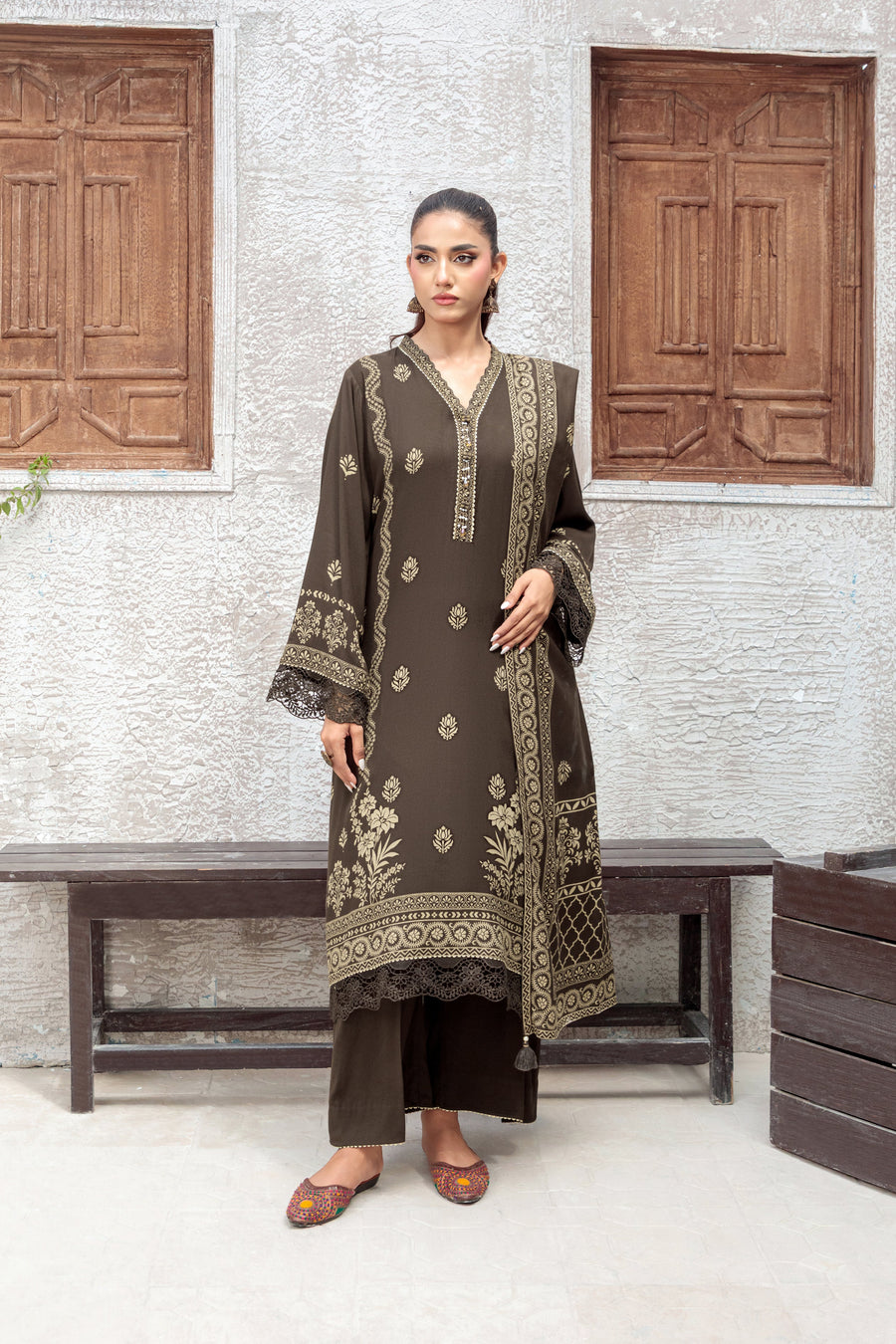 Lakhany Printed Pashmina Unstitched 3Pc Suit LG-SG-0039-B